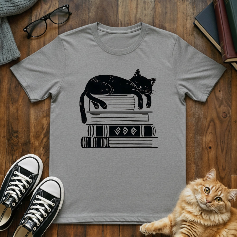 Sleepy Cat Book Lover T-Shirt