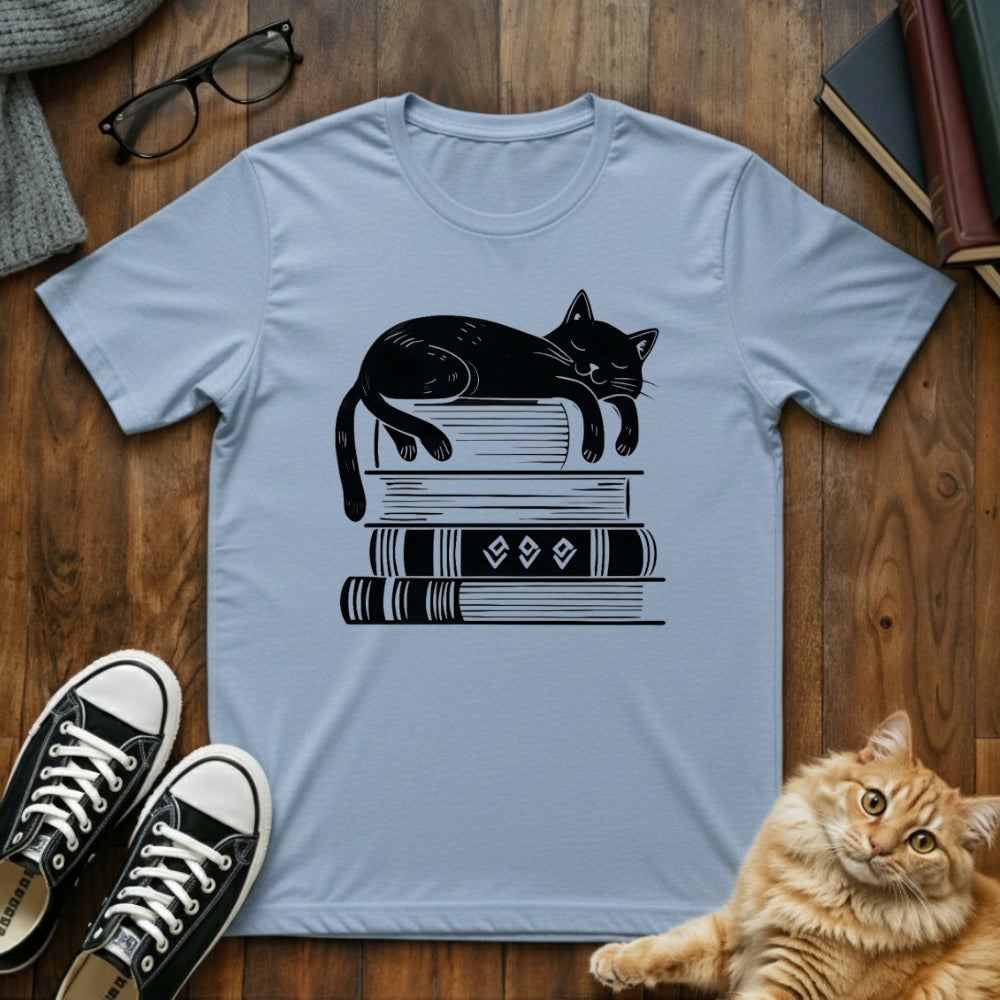 Sleepy Cat Book Lover T-Shirt
