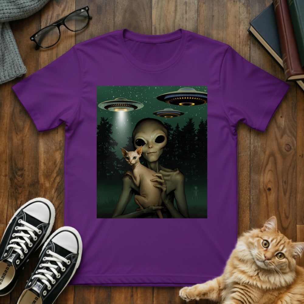 Alien & Sphynx Cat UFO T-Shirt